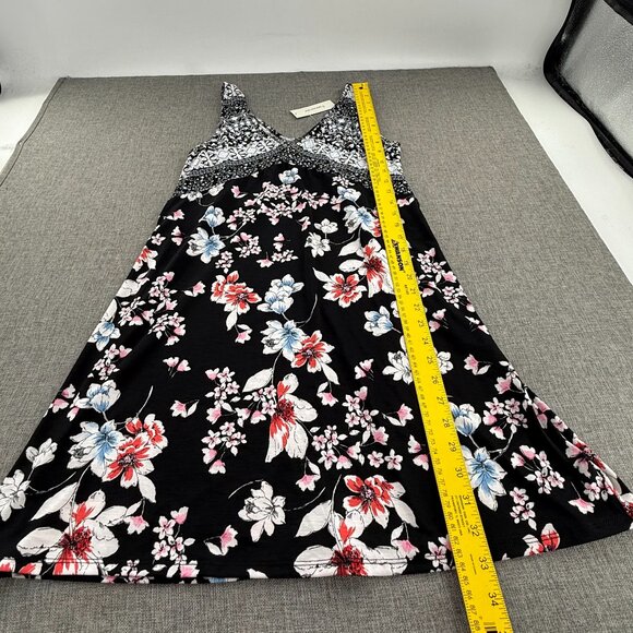 NEW! Three Pink Hearts By Francescas Dress‎ Sleeveless Medium $44 Floral V-Neck - Picture 5 of 13